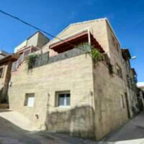 Charming house in Castelserás + Fireplace